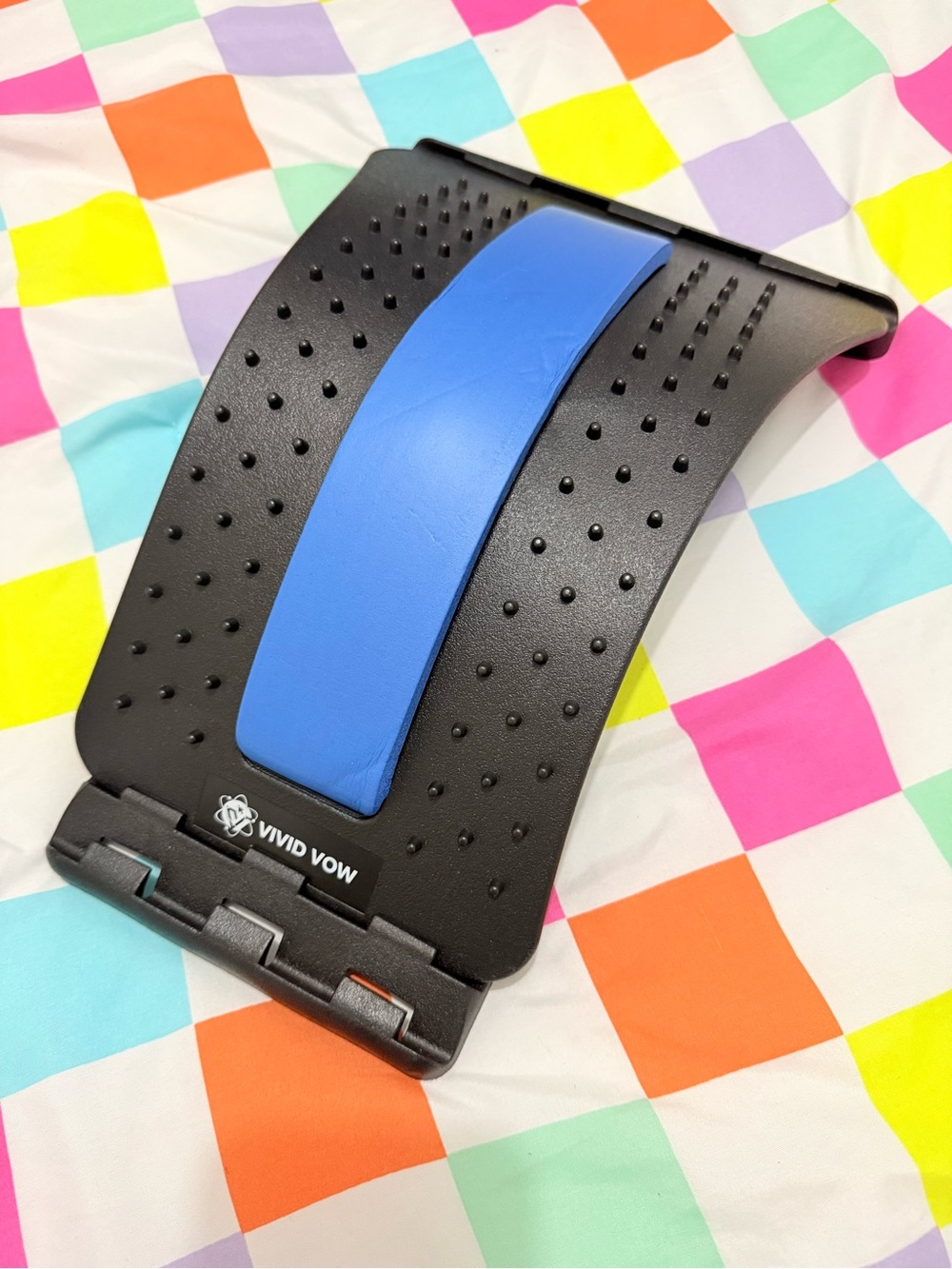 Target Vivid Vow Black Back Stretcher with Blue Pad
